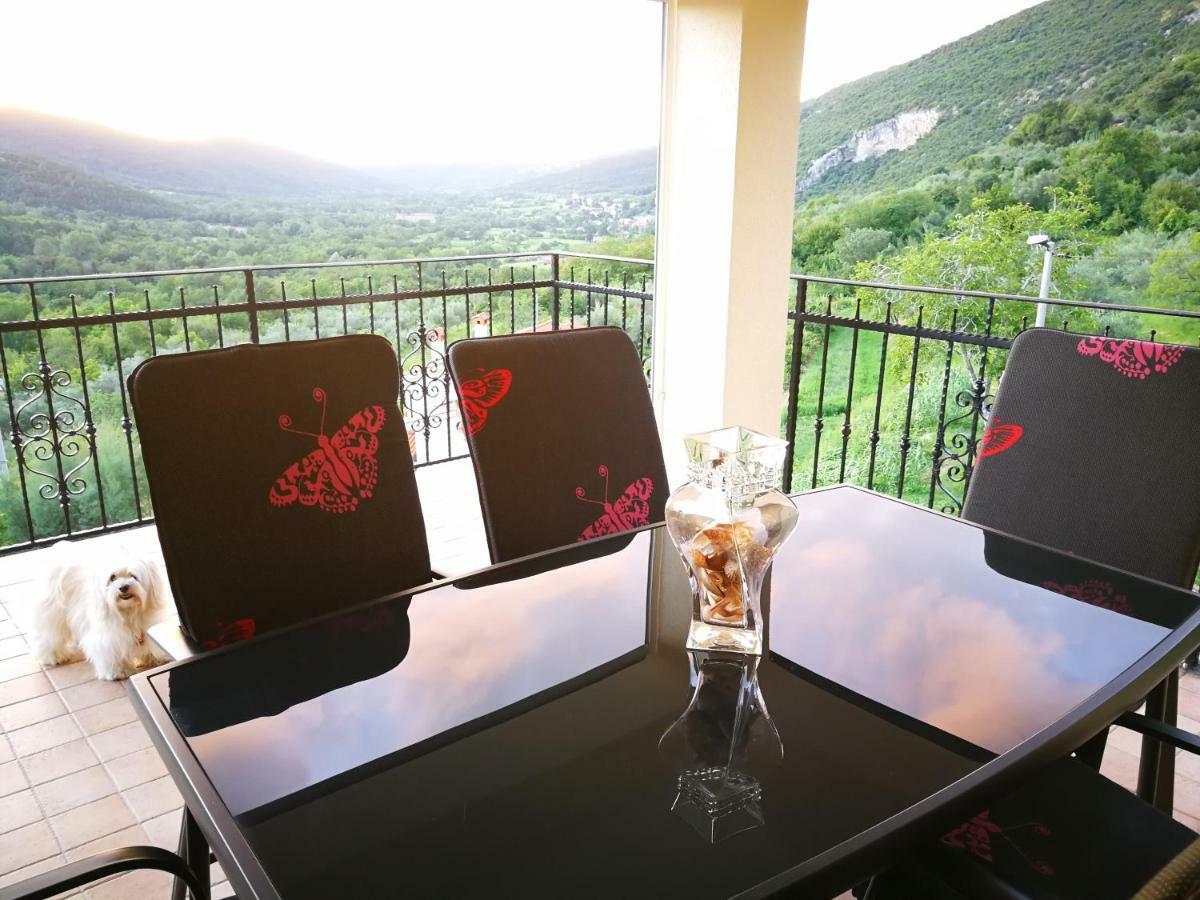 Apartma Ceh Gabrovica pri Crnem Kalu Экстерьер фото